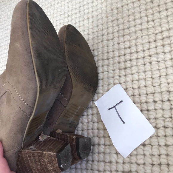 Francesca’s Brown Adrian western Ankle Bootie - Picture 7 of 8